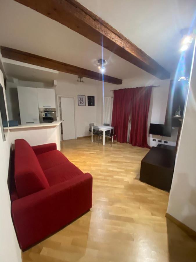 B&B And Home La Piazzetta Della Pioggia Bologna Bagian luar foto